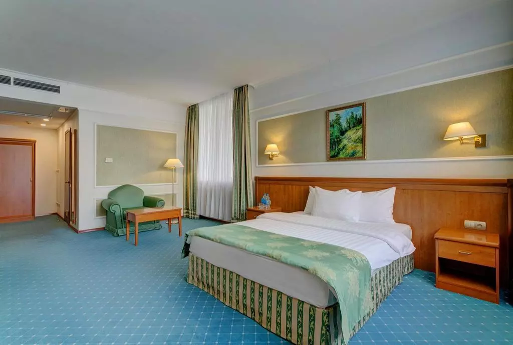 hotel borodino moscow_shabavizparvaz_05.jpg